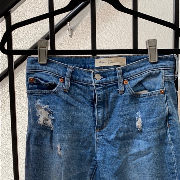 Medium Denim ripped knee Jeans - Picture 2 of 3